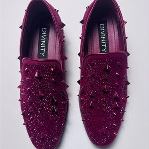 Divinity SHOES Burgundy Red Loafers Studded Spiked Statement Dress Performance 7
